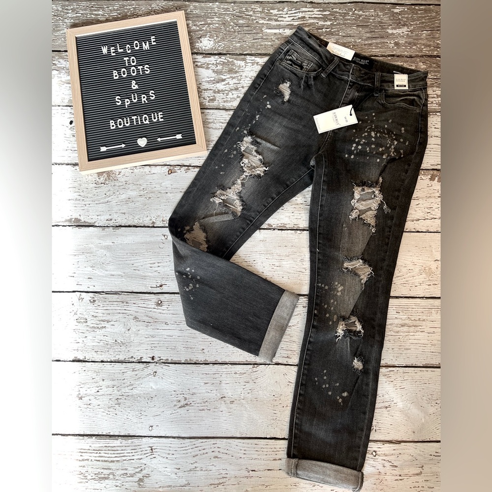 Distressed Black Judy Blue Boyfriend Jeans